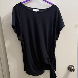 Elegant Black Short Sleeve Top with Side Knot